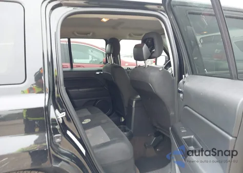 2015 Jeep Patriot Sport из США, поврежденный, VIN 1C4NJPBA8FD325739